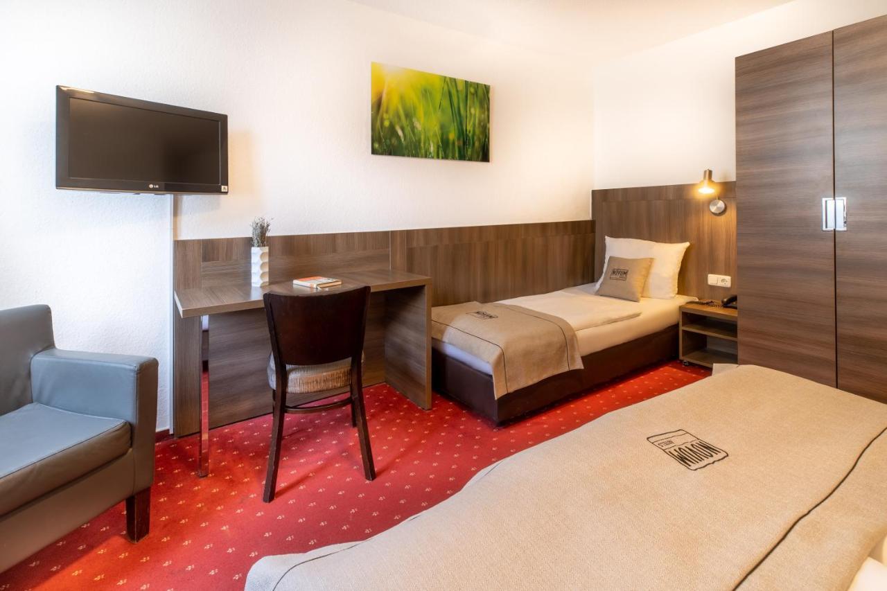 โนวุม โฮเต็ล ลีโอเน็ท คอล์น อัลท์สตัดท์ Hotel โคโลญ ภายนอก รูปภาพ
