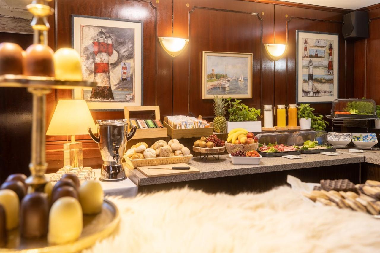 โนวุม โฮเต็ล ลีโอเน็ท คอล์น อัลท์สตัดท์ Hotel โคโลญ ภายนอก รูปภาพ
